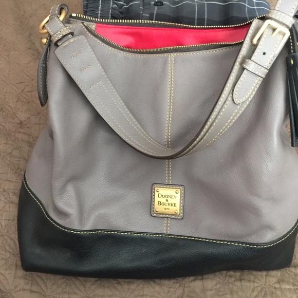 Dooney & Bourke hobo bag - Picture 4 of 4