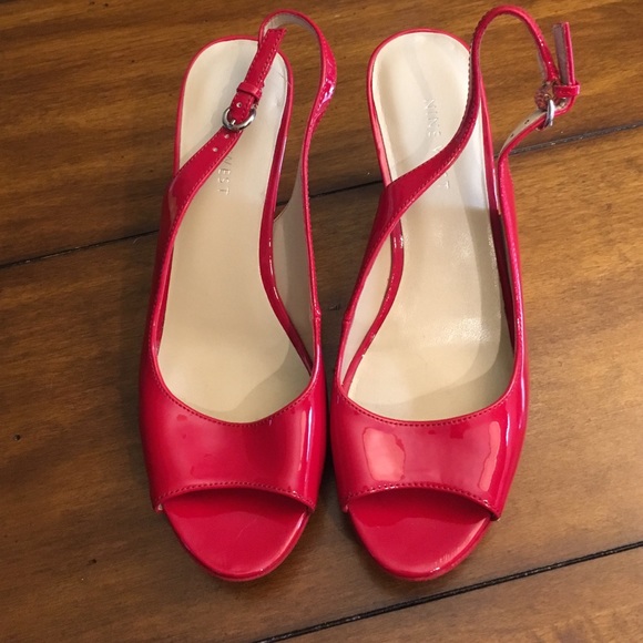 Red Nine West Peek Toe Pumps size 6.5
