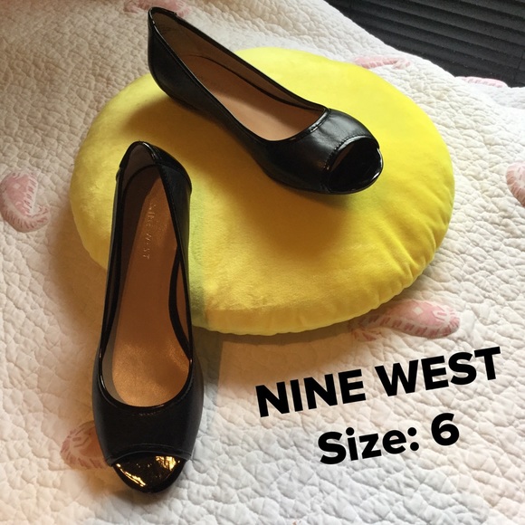 NWOT Black Leather Open Toe Flats Size 6