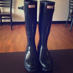 Black Hunter rain boots