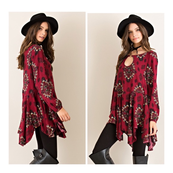 LAST One: Medium 🍁Burgundy Geometric Print Tunic - Picture 4 of 4