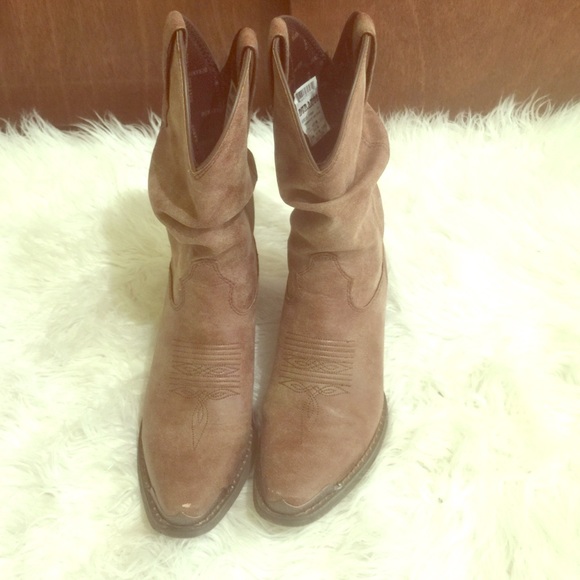 Durango cowgirl boots