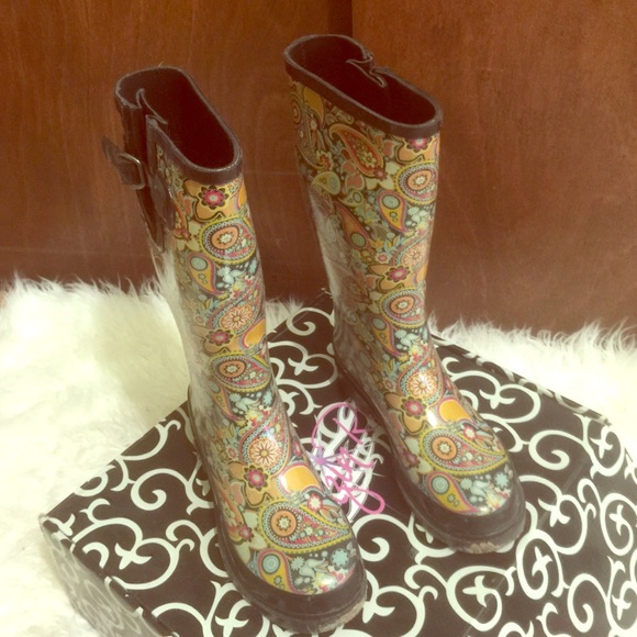 Blazin Roxx rainboots