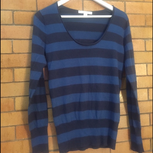 Old Navy striped navy and blue sweater - medium