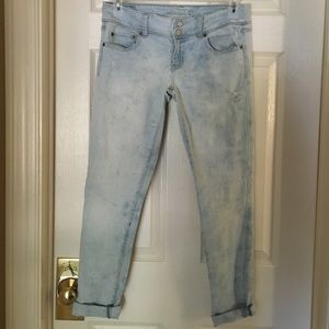 BLEACHED DENIM SKINNY JEANS