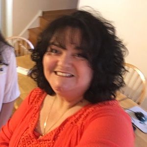 Meet your Posher, Hanushe