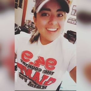 Meet your Posher, Marissa