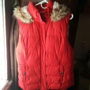 Green Tea puffer vest with hood