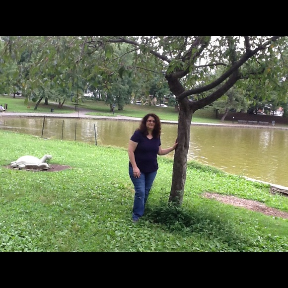 Meet your Posher, Toni