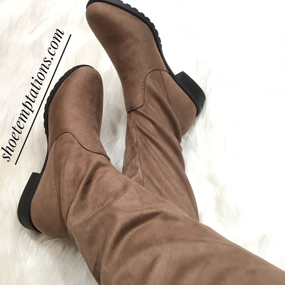 🍁RESTOCK 🍁❄️Taupe high knee boots ❄️ - Picture 3 of 4