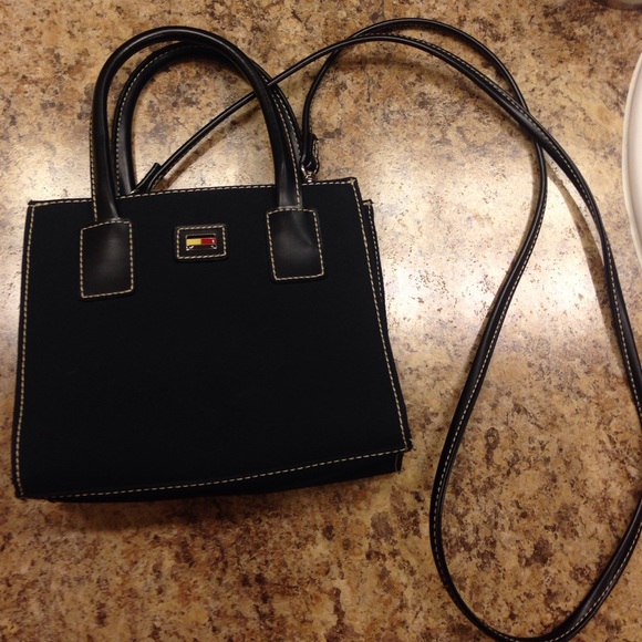 Tommy Hilfiger crossbody bag/ satchel