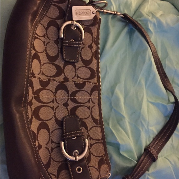 I Hour Flash ‼️Brown and tan Coach purse