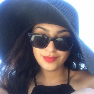 Meet your Posher, Alyssa