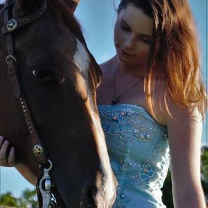 Meet your Posher, Rebecca