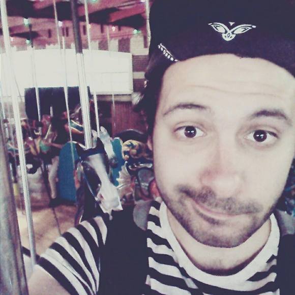 Meet your Posher, Frankie - Picture 1 of 1