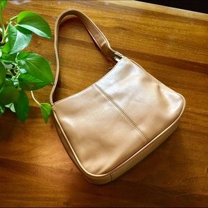 Guess leather shoulder bag!