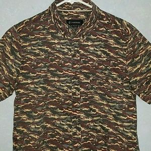 Mens short sleeve camo print button down shirt