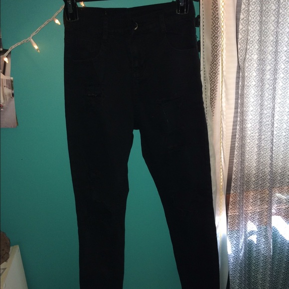 Black high waisted jeans
