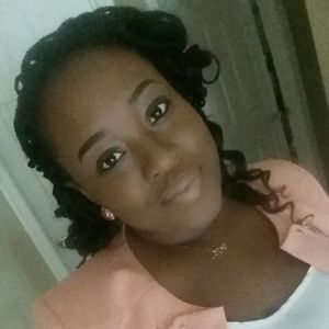 Meet your Posher, Jeneba