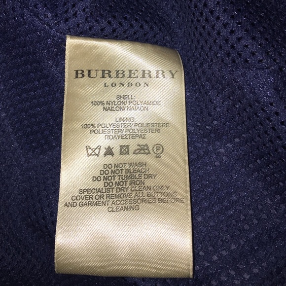 SOLD!! Burberry London trench coat - Picture 4 of 4