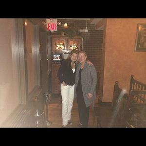 Meet your Posher, Sharon