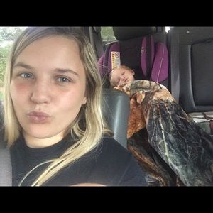 Meet your Posher, Michaela