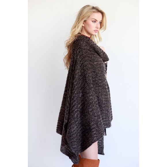 New Arrival- Blanket Scarf, Poncho - Picture 3 of 4