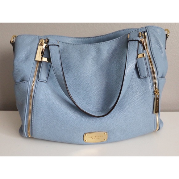 Michael Kors Handbags - Michael Kors Handle/Crossbody Purse- Periwinkle