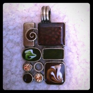 Magnetic clasp slide