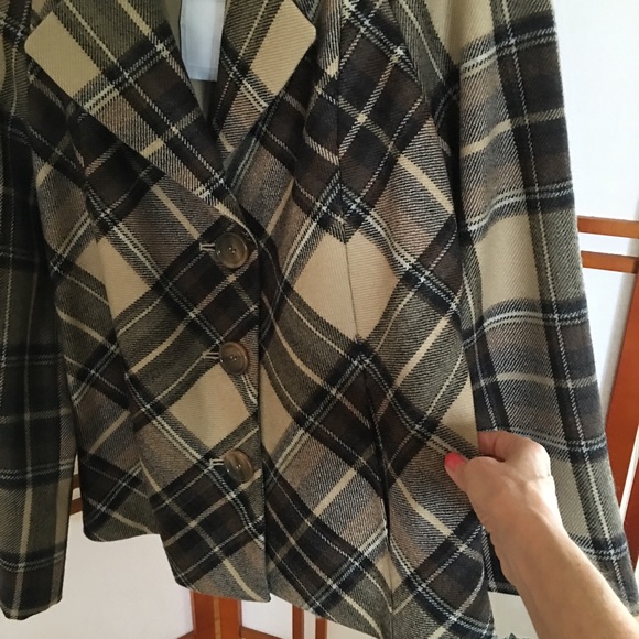 Talbots wool plaid bias-cut belted jacket - Picture 4 of 4