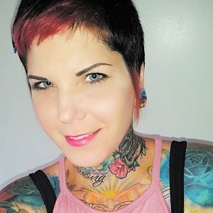 Meet your Posher, Ashley