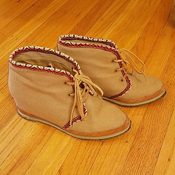 80%20 Wedge Bootie Sneakers