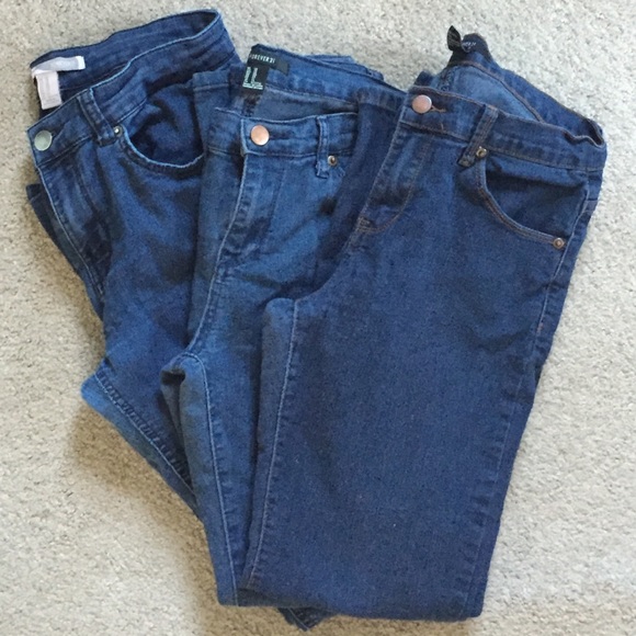 3 Pairs of Forever 21 Jeans Size: 28