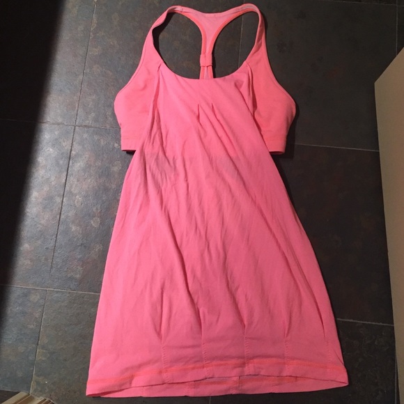 Lululemon tank top size 8