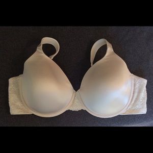 Vanity Fair Bra 40DD #75371 Sweet Cream