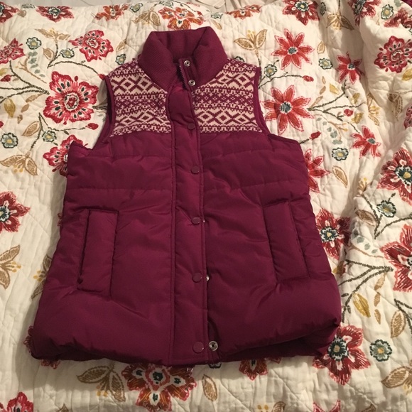 Jackets & Blazers - Maroon puff vest