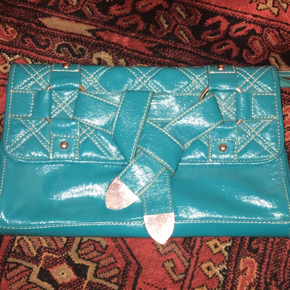 Chinese laundry turquoise handbag/clutch