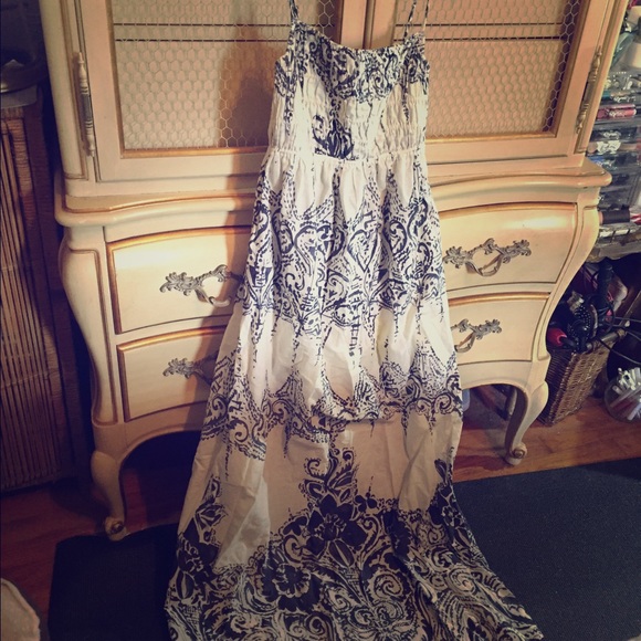 Maternity maxi dress