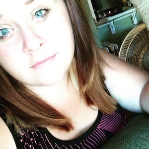 Meet your Posher, Josie