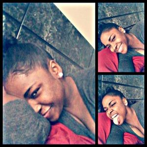 Meet your Posher, Ebony