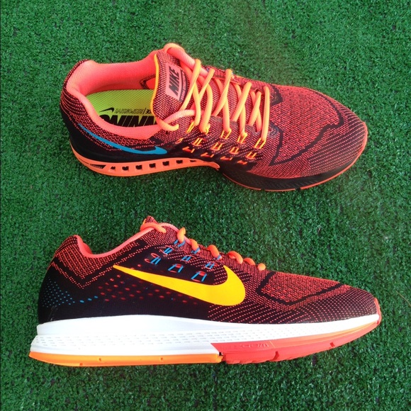 🌺HP🌺 Men's Nike Air Zoom structure 18 sneakers - Picture 4 of 4