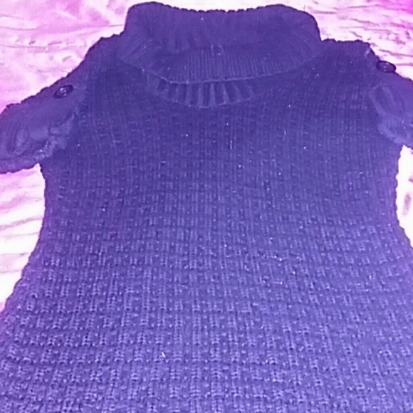 Gorgeous Sweater - Picture 3 of 3