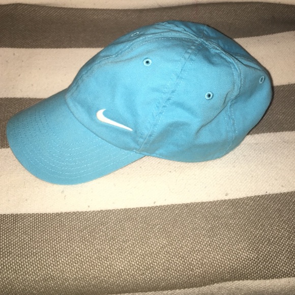 Women's Nike hat