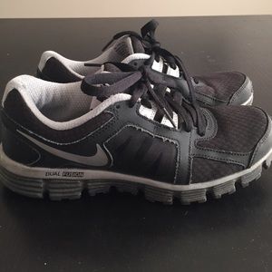 NIKE Dual Fusion Running Sneakers (Authentic)