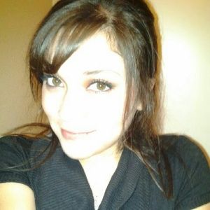 Meet your Posher, Lisette