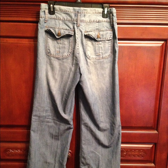 The Territory Ahead size 8. Back flap pockets - Picture 4 of 5