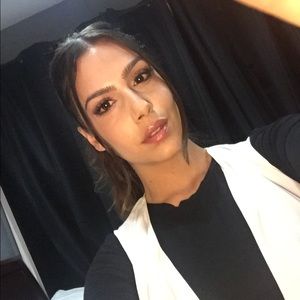 Meet your Posher, Joanna