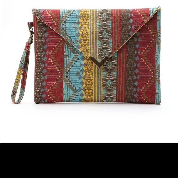 Geometric Pattern Clutch - Picture 2 of 3