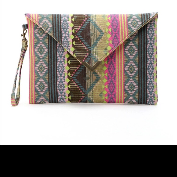 Geometric Pattern Clutch - Picture 3 of 3