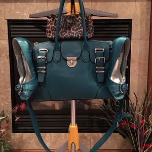 Lg Leather Purse/Medium Coach Wristlet/Teal Heels